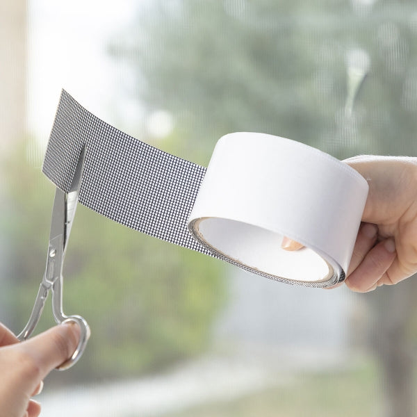 Ruban moustiquaire adhésif pour réparer les moustiquaire pas cher